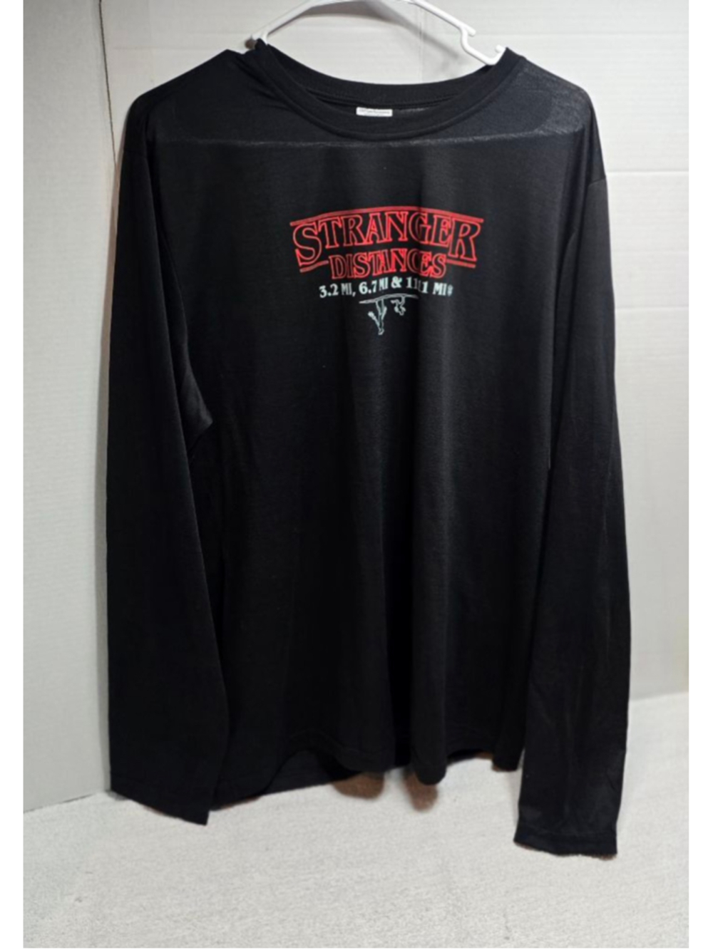 Men's Unbranded Black Red Stranger Distances Long Sleeve Tee L